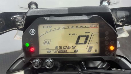 Yamaha MT-10 1000 Hyper-naked Mt 35k serviced extras new battery and MOT 45
