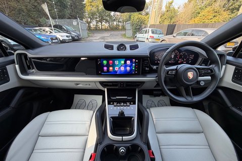 Porsche Cayenne V6 E-HYBRID BLACK EDITION -MATRIX LEDS -360 CAMS -WHITE LEATHER INTERIOR 13