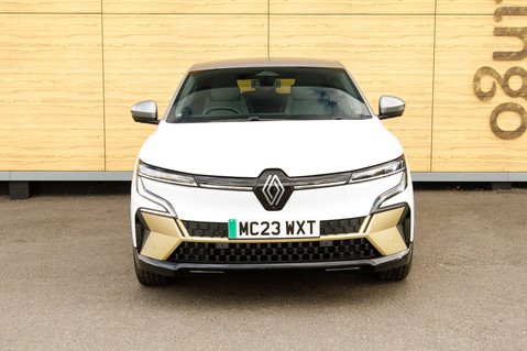 Renault Megane ICONIC 5