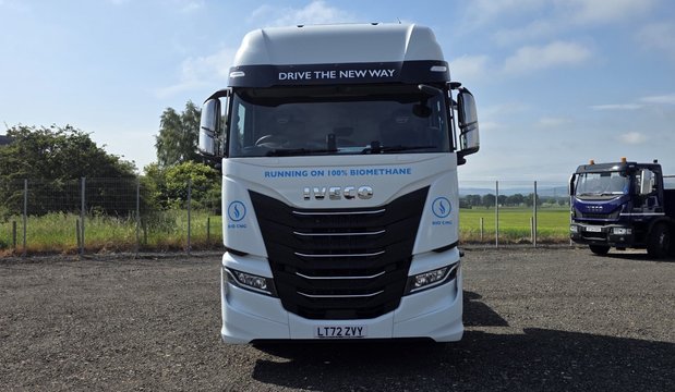 Iveco S-Way 4x2 CNG 