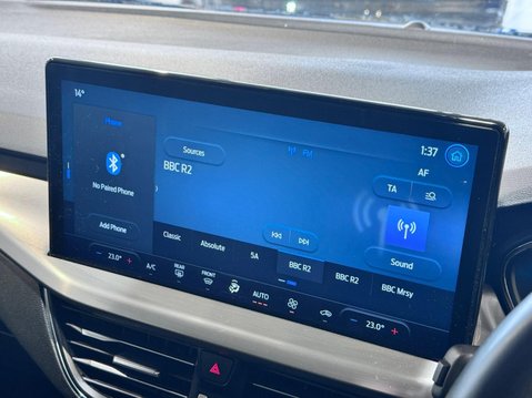 Ford Focus 1.0T EcoBoost MHEV Titanium Euro 6 (s/s) 5dr 16