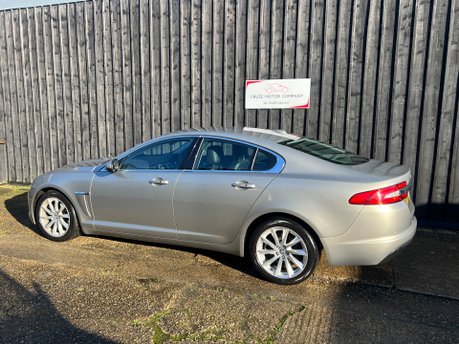 Jaguar XF D PREMIUM LUXURY 14