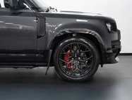 Land Rover Defender 2.0 P400e 15.4kWh X-Dynamic HSE SUV 5dr Petrol Plug-in Hybrid Auto 4WD Euro 27