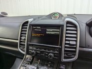 Porsche Cayenne 4.8 Cayenne V8 T Tiptronic S 4WD 5dr 90
