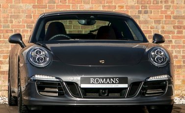 Porsche 911 (991) Carrera GTS 1