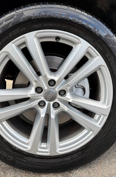 Audi Q7 TDI QUATTRO S LINE - ONE OWNER - PAN ROOF - CAMERA - FULL SERVICE HISTORY 