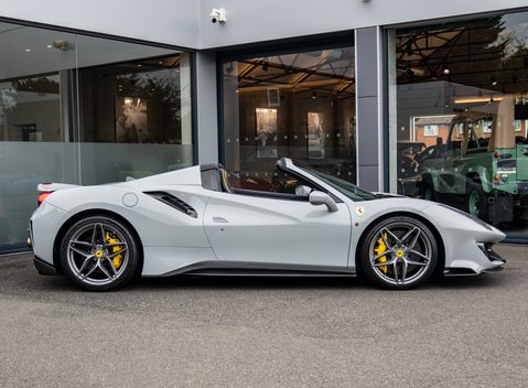 Ferrari 488 Pista Spider 3