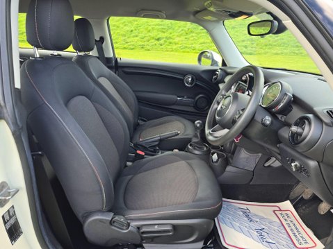 Mini Hatch 1.5 One Euro 6 (s/s) 3dr 22