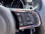 Jaguar XE SPORT 13