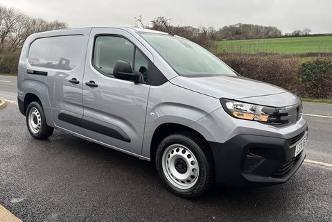Peugeot Partner 102 ps BlueHdi Professional L2 5