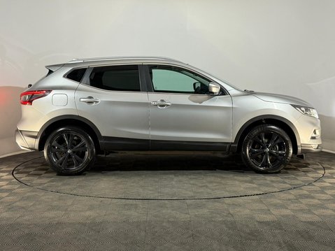 Nissan Qashqai N-CONNECTA DIG-T 4