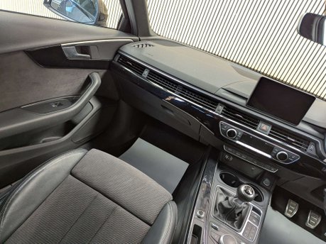 Audi A4 2.0 A4 Black Edition 35 TFSI 4dr 51