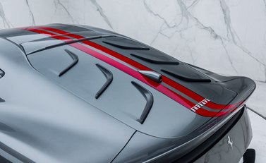 Ferrari 812 Competizione 49