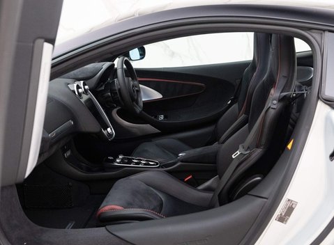 McLaren GT V8 SSG 10