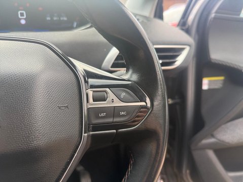 Peugeot 3008 1.2 PureTech Active Euro 6 (s/s) 5dr 22