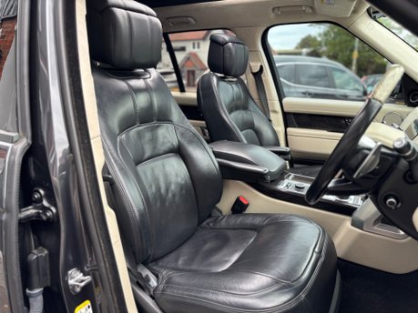Land Rover Range Rover 4.4 SD V8 Autobiography SUV 5dr Diesel Auto 4WD Euro 6 (s/s) (339 ps) 33