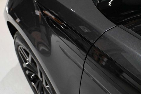 Land Rover Range Rover Evoque R-DYNAMIC HSE MHEV 55