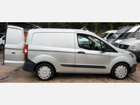 Ford Transit Courier 1.5 TDCi Panel Van 4dr Diesel Manual L1 Euro 5 (75 ps) 22
