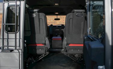 Land Rover Defender 90 TD XS Station Wagon 34