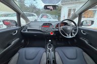 Honda Jazz I-VTEC ES..12 SERVICES LAST ONE @75K .. BEST COLOUR !!.. 1 PREVIOUS KEEPER  9