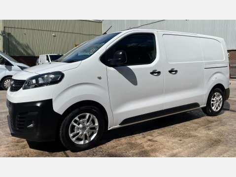 Vauxhall Vivaro 1.5 Turbo D 2700 Dynamic Panel Van 6dr Diesel Manual L1 H1 Euro 6 (s/s) (10 19