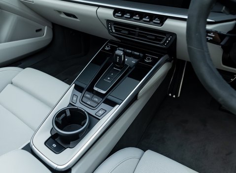 Porsche 911 Turbo S Cabriolet (992) 20