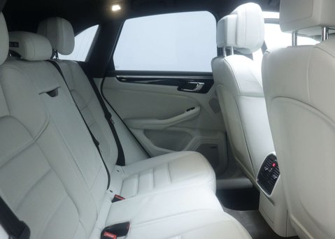 Porsche Macan 3.0 Macan S Semi-Auto 4WD 5dr 62