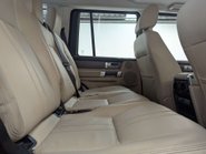 Land Rover Discovery 3.0 Discovery SE Tech SDV6 Auto 4WD 5dr 49