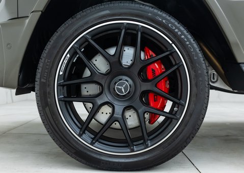 Mercedes-Benz G Class AMG G63 Carbon Edition 