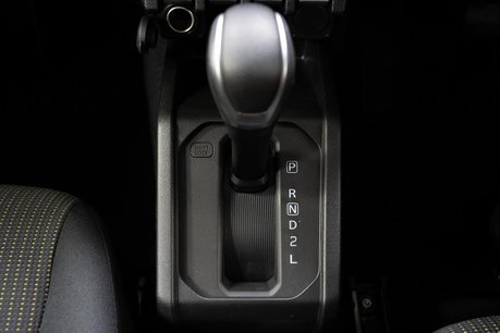 Suzuki Jimny Sierra SUV 1.5 AUTOMATIC petrol 13