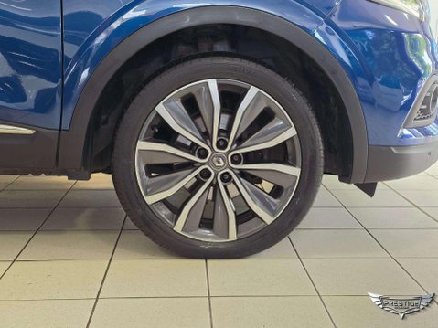 Renault Kadjar 1.3 TCe Iconic Euro 6 (s/s) 5dr 70