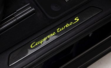 Porsche Cayenne Turbo S E-Hybrid 24