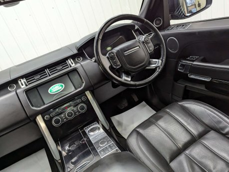 Land Rover Range Rover 3.0 Range Rover Vogue TDV6 Auto 4WD 5dr 48