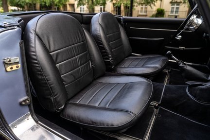 Alfa Romeo 2000 Touring Spider 26