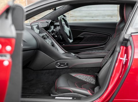 Aston Martin DBS Superleggera 13