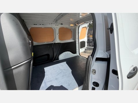 Peugeot Partner BLUEHDI PROFESSIONAL PREMIUM L1 32