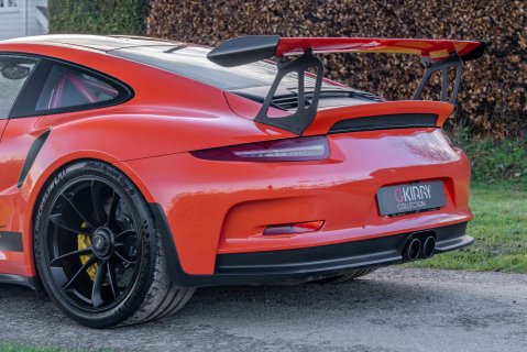 Porsche 911 4.0 GT3 RS 29