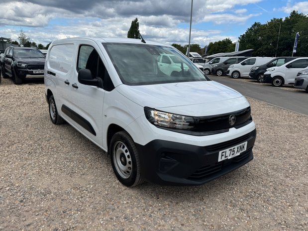 Vauxhall Combo Crew Cab [SOLD CR] LWB L2H1 Low Roof Prime Air Con Cruise Sensors Nav EURO 5