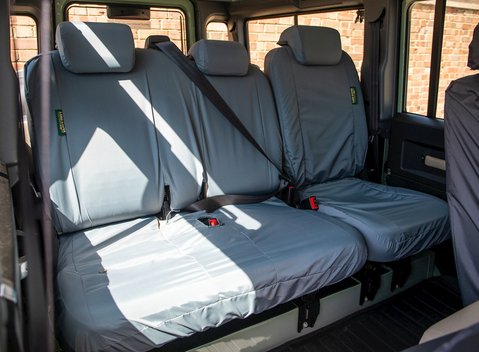 Land Rover Defender 110 Heritage Station Wagon 24