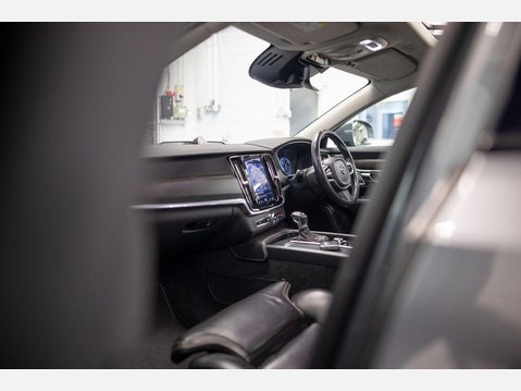 Volvo V90 2.0 D5 PowerPulse Auto AWD Euro 6 (s/s) 5dr 65