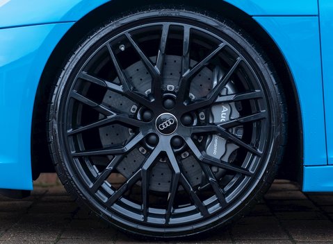 Audi R8 V10 Plus 10