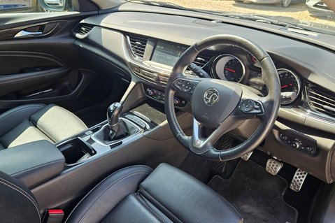 Vauxhall Insignia GRAND SPORT SRI.6 MAIN DEALER SERVICES..AIR CON.DAB RADIO..CRUISE CONTROL. 5