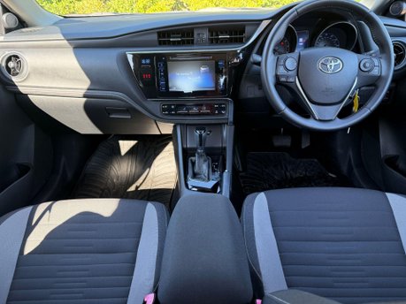 Toyota Auris 1.2 VVT-i Icon CVT Euro 6 (s/s) 5dr 17