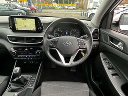 Hyundai TUCSON 1.6 Tucson SE Nav GDi 2WD 5dr 19