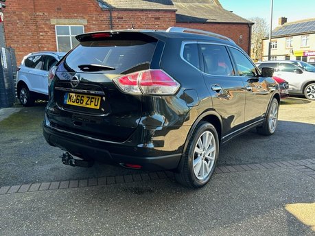 Nissan X-Trail DCI TEKNA XTRONIC 1