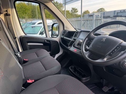Peugeot Boxer 2.2 BlueHDi 435 Professional Premium + Panel Van 5dr Diesel Manual L4 H3 Eu 16