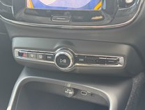 Volvo C40 Recharge 69kWh Core SUV 5dr Electric Auto RWD (238 ps) 25