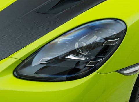 Porsche Cayman GT4 RS (718) 32