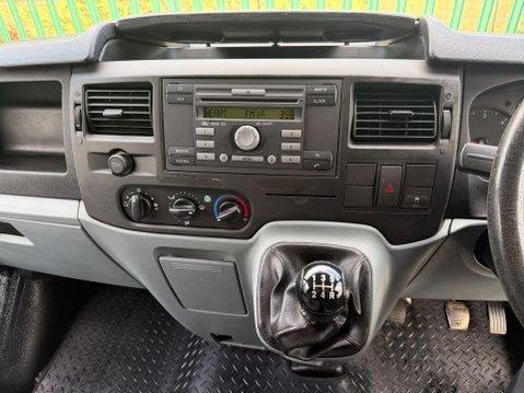 Ford Transit 350 LWB HR 17