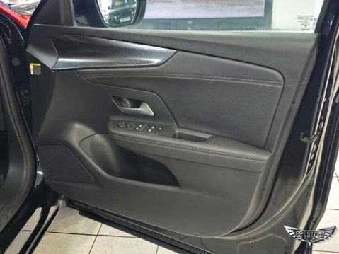 Vauxhall Mokka 50kWh SRi Nav Premium Auto 5dr 78